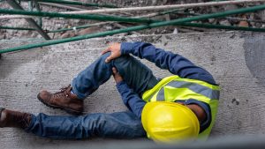 An injured construction worker who may make an accident at work claim.